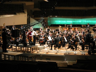 Dirigent Kent Nagano und das Deutsche Symphonie-Orchester Berlin (DSO) – Dreharbeiten in der Berliner Philharmonie - © Deutsche Welle
