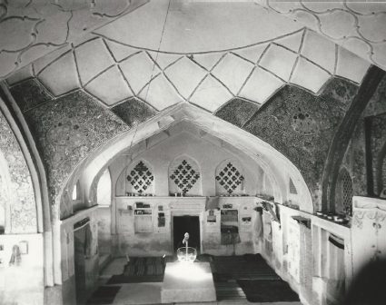 Die Mullah-Yoav-Synagoge, die 1973 als Wohnzimmer genutzt wurde – Mit freundlicher Genehmigung von Werner Herberg - Museo-on