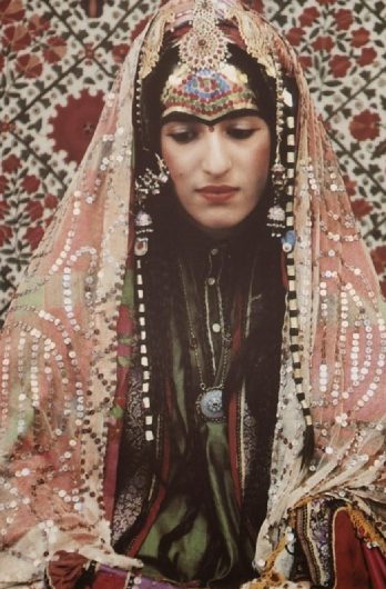 Adornments of an Afghan Jewish bride (reconstructed), Israel, 1997 - Israel Museum Adornments of an Afghan Jewish bride (reconstructed), Israel, 1997 - Israel Museum